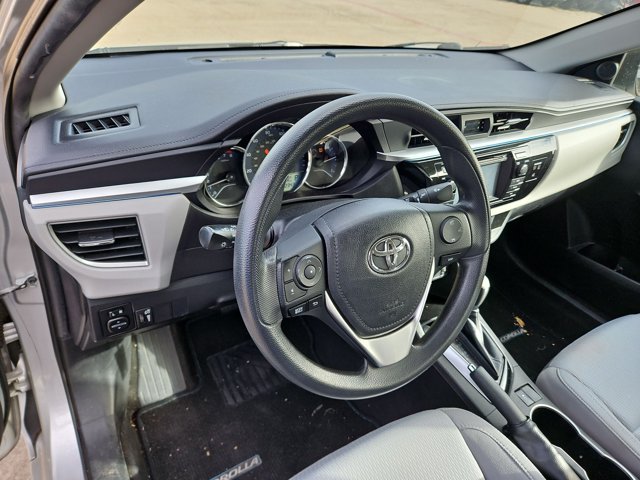 Used 2016 Toyota Corolla LE FWD image 10
