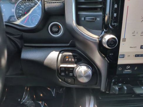 Used 2023 RAM 1500 Laramie AWD/4WD image 16