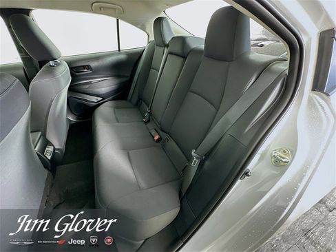 Used 2025 Toyota Corolla LE image 14