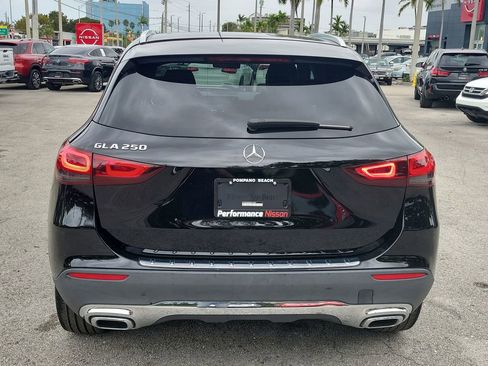 Used 2022 Mercedes-Benz GLA 250 w/ Premium Package Lite image 6