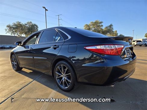 Used 2015 Toyota Camry XSE image 4