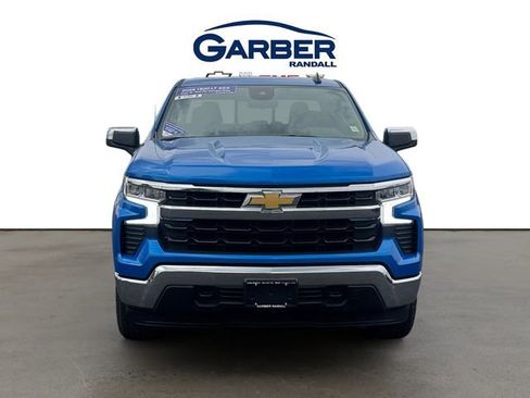 Used 2025 Chevrolet Silverado 1500 LT w/ Convenience Package II image 8