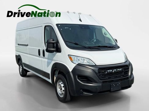 Used 2023 RAM ProMaster 2500 FWD image 3