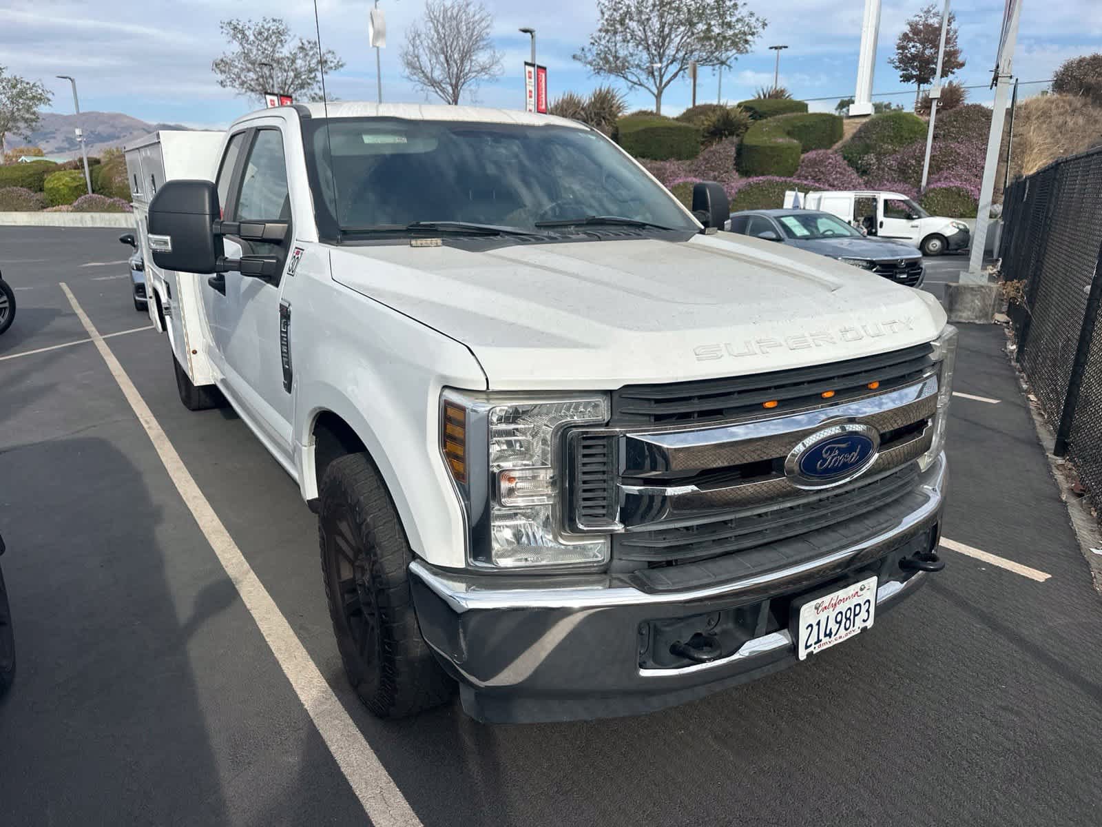 Used 2019 Ford F350 XL RWD image 1