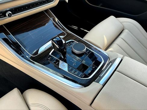 Used 2019 BMW X5 xDrive40i w/ Premium Package 2 image 16