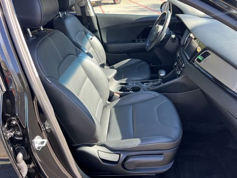 Used 2019 Kia Niro EX Premium w/ Sunroof Package image 13