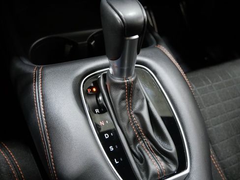 Used 2025 Honda HR-V Sport image 21