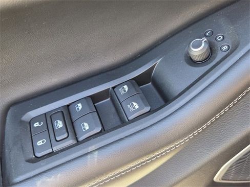 Used 2021 Jeep Grand Cherokee L Limited image 32