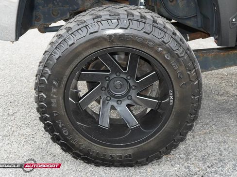 Used 2017 RAM 3500 Tradesman w/ Chrome Appearance Group image 9