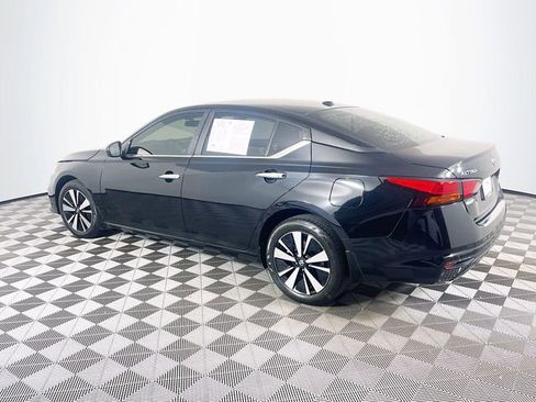 Used 2022 Nissan Altima 2.5 SV image 6