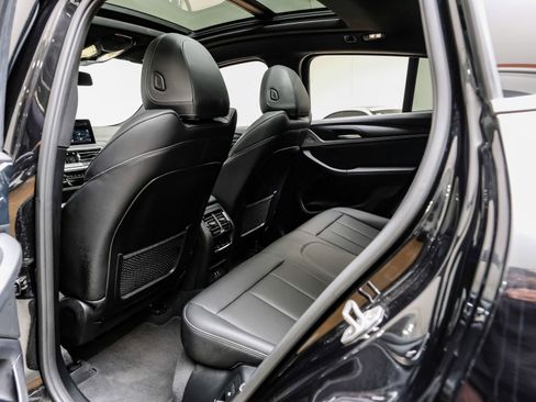 Used 2024 BMW X4 xDrive30i image 42