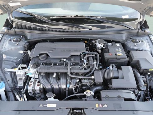 New 2026 Hyundai Elantra SEL Sport Premium FWD image 18