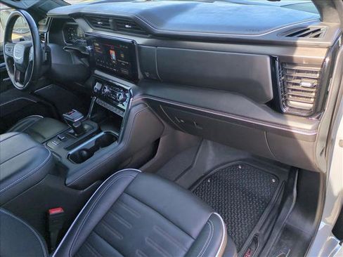 Used 2024 GMC Sierra 1500 AT4X image 20