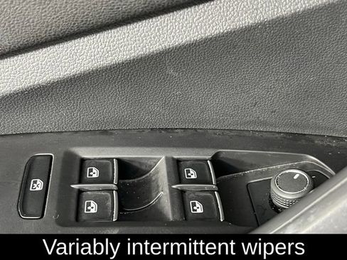 Used 2021 Volkswagen Jetta S image 13