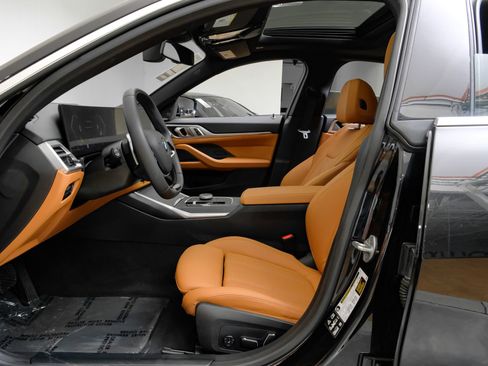 Used 2025 BMW 430i xDrive image 4