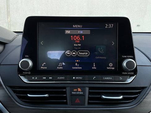 Used 2025 Nissan Altima 2.5 SV image 28