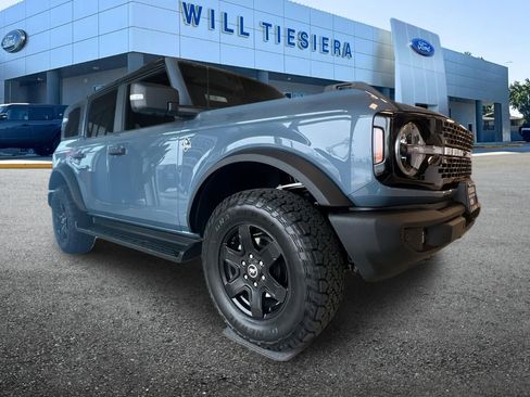 New 2025 Ford Bronco Outer Banks image 2