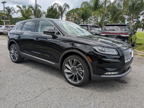 Certified 2023 Lincoln Nautilus Reserve w/ Equipment Group 202A image 3