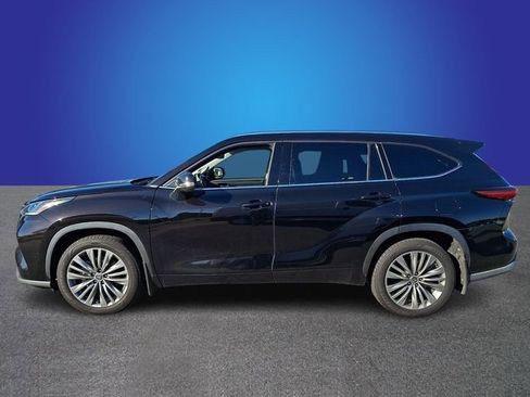 Used 2022 Toyota Highlander Platinum AWD/4WD image 7