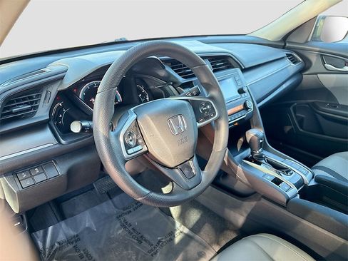 Used 2019 Honda Civic LX image 9