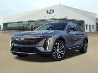 New 2026 Cadillac Lyriq Premium Luxury w/ LPO, Floor Liner Package video 1