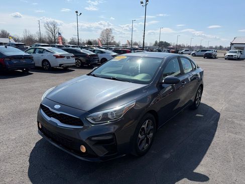 Used 2019 Kia Forte LXS image 8