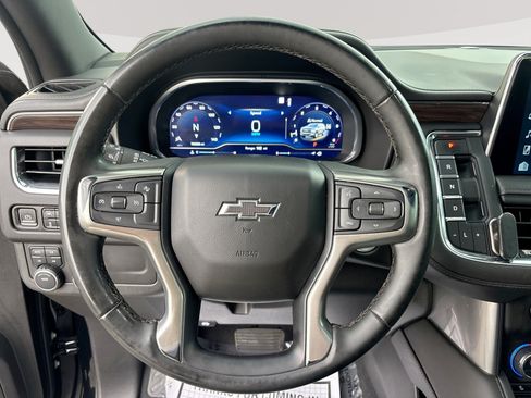 Used 2023 Chevrolet Suburban Z71 AWD/4WD image 11