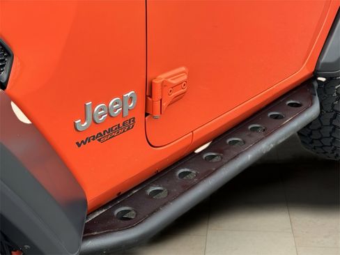 Used 2019 Jeep Wrangler Sport image 23