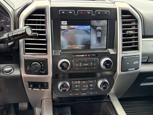 Used 2019 Ford F350 Platinum w/ Platinum Ultimate Package AWD/4WD image 19