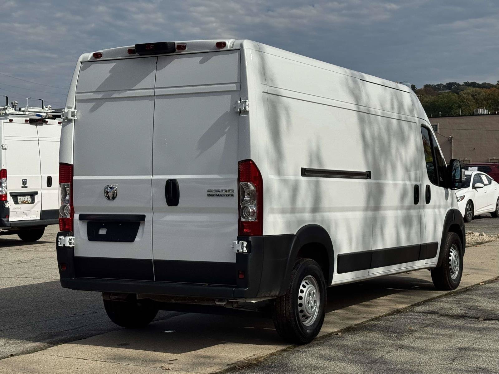 Used 2026 RAM ProMaster 2500 w/ Convenience Group FWD image 5