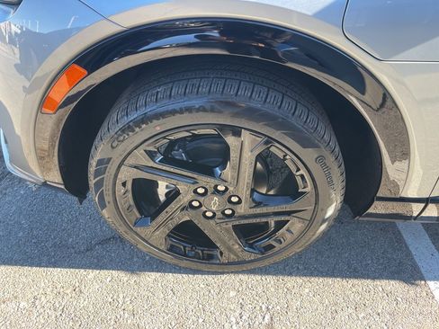 New 2025 Chevrolet Equinox EV RS image 10