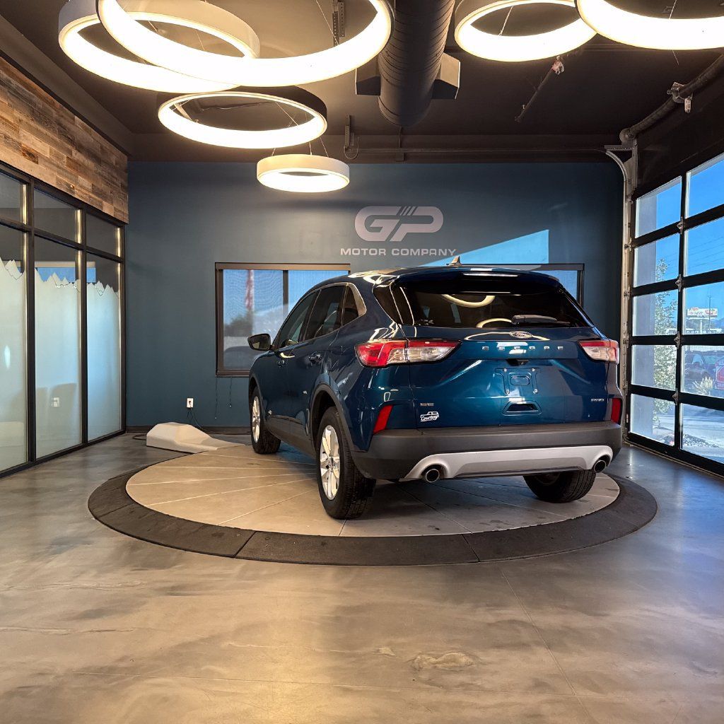 Used 2020 Ford Escape SE AWD/4WD image 5