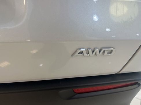 New 2025 Toyota bZ4X AWD image 18