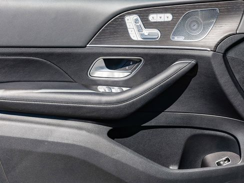 Used 2023 Mercedes-Benz GLE 450 4MATIC image 21