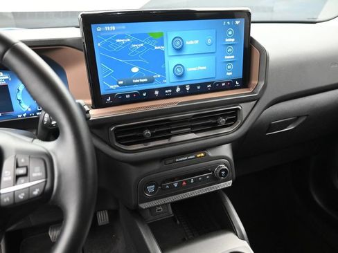 Used 2025 Ford Bronco Sport Outer Banks w/ Outer Banks Tech Package+ AWD/4WD image 19