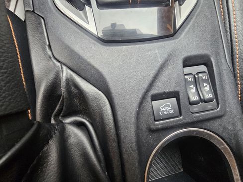 Used 2019 Subaru Crosstrek 2.0i Limited w/ Popular Package #4 image 16