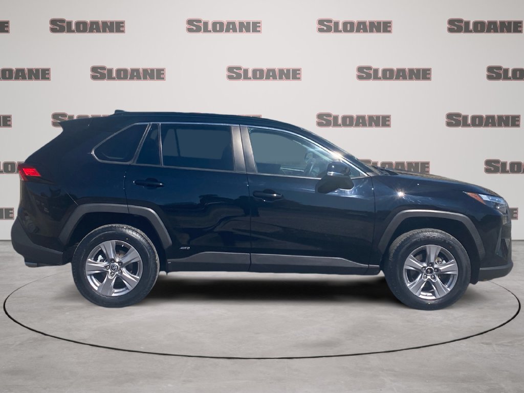 Used 2023 Toyota RAV4 LE AWD/4WD image 6