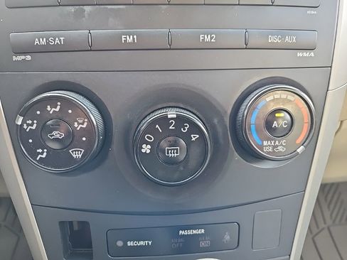 Used 2009 Toyota Corolla LE image 19