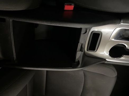 Used 2018 Chevrolet Malibu LT image 40