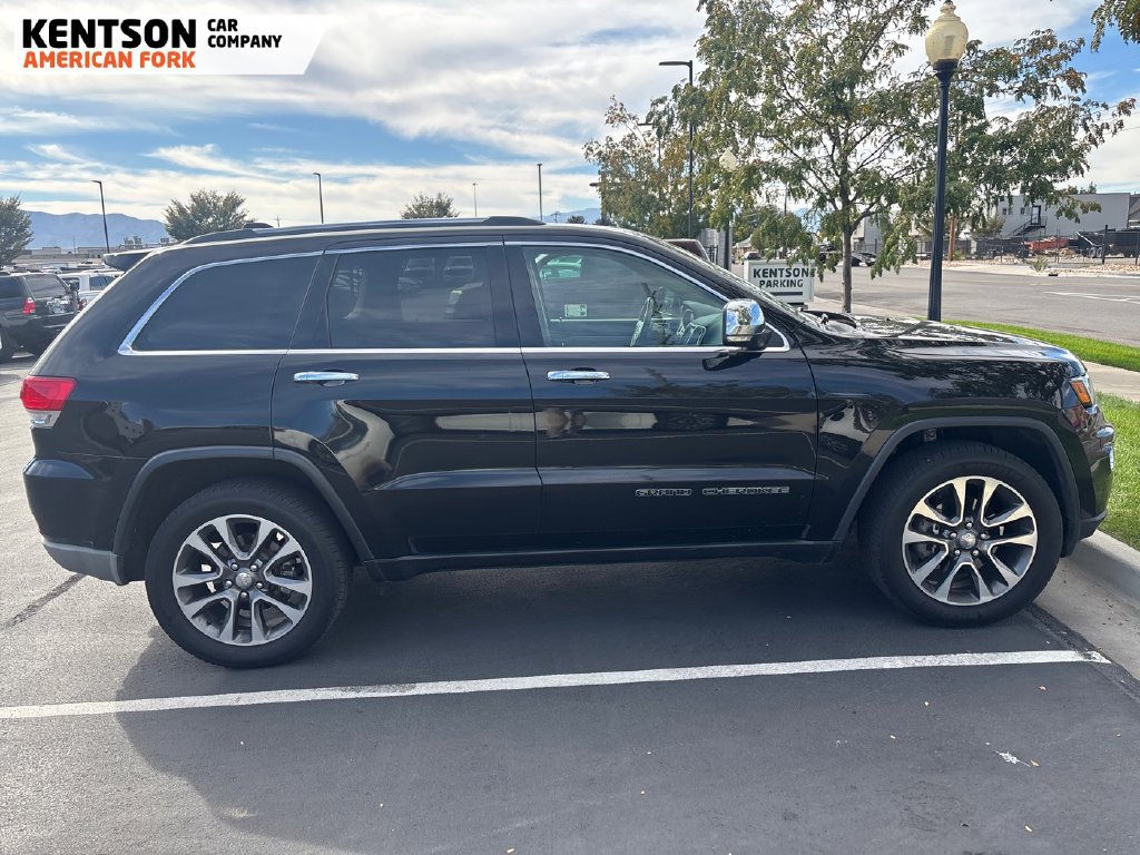 Used 2018 Jeep Grand Cherokee Limited w/ Luxury Group II AWD/4WD image 3