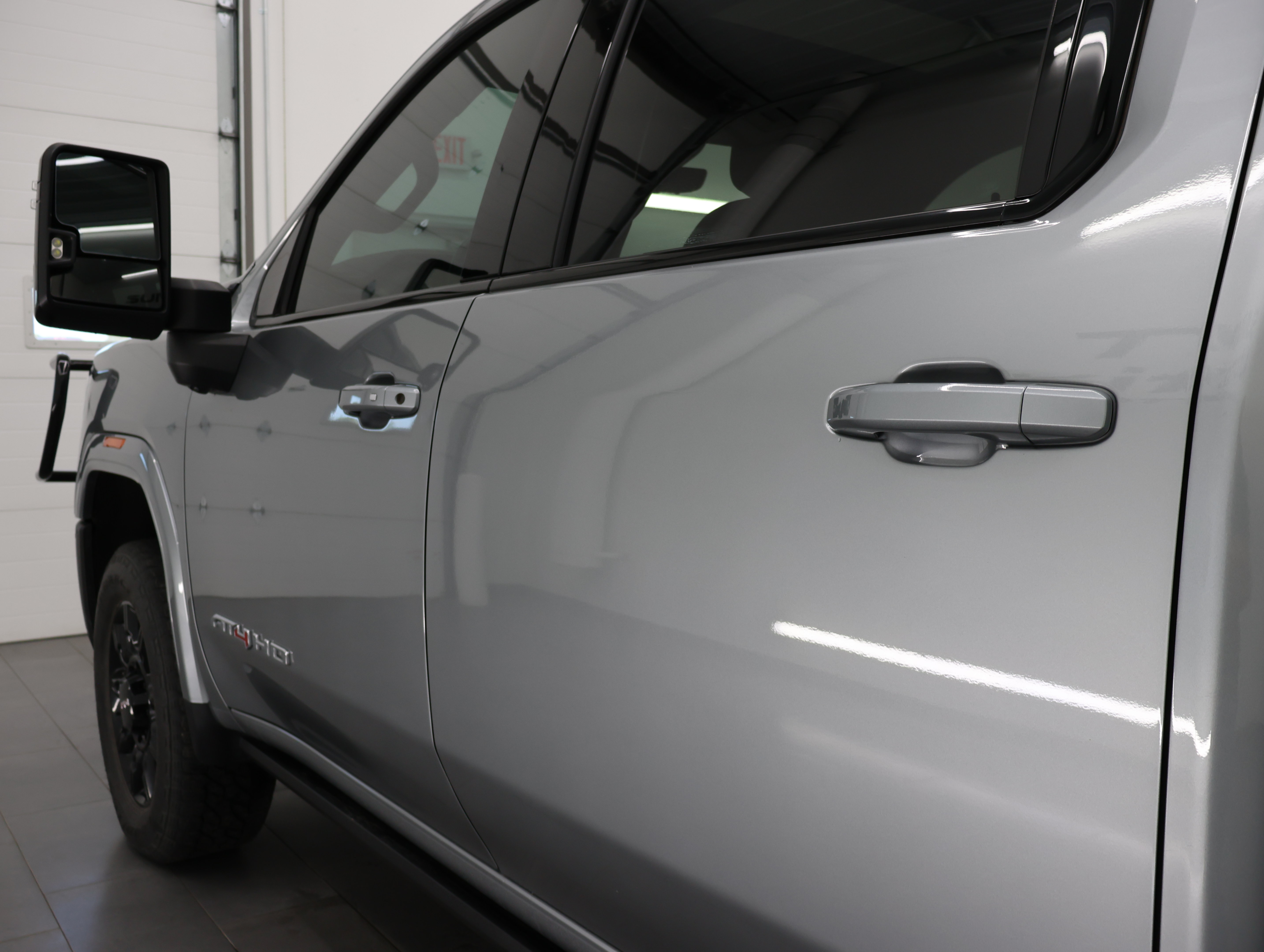 Used 2025 GMC Sierra 2500 AT4 w/ AT4 Premium Plus Package AWD/4WD image 42