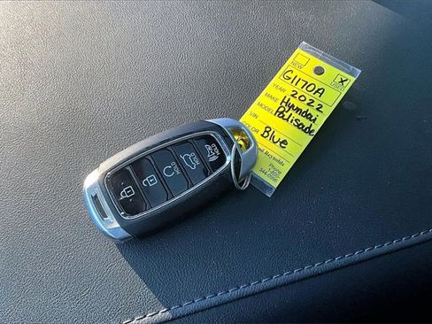 Used 2022 Hyundai Palisade Calligraphy image 36