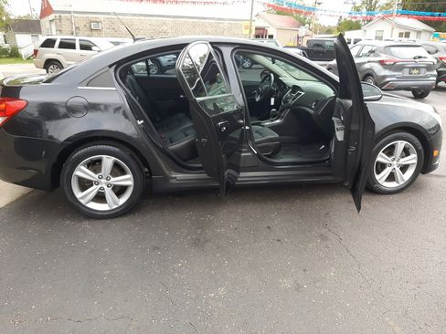 Used 2014 Chevrolet Cruze LT w/ RS Package image 17