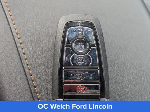 Certified 2025 Lincoln Navigator Black Label AWD/4WD image 36