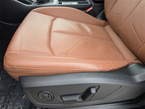 Used 2025 Audi Q3 2.0T Premium w/ Convenience Package image 33