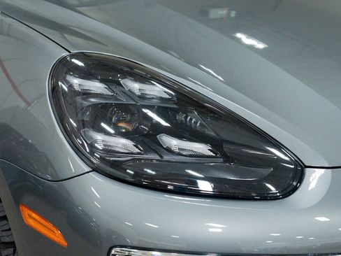 Used 2016 Porsche Cayenne image 14