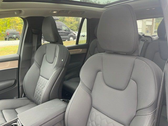 Used 2026 Volvo XC90 B6 Plus AWD/4WD image 17