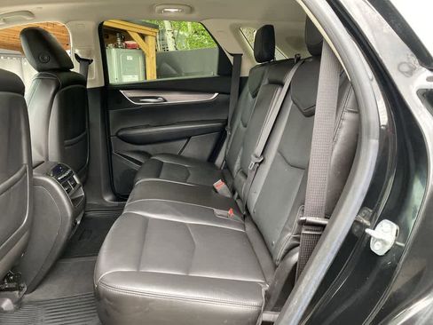 Used 2018 Cadillac XT5 Premium Luxury AWD/4WD image 18