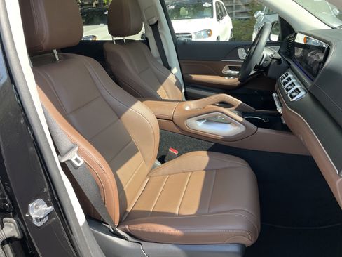 Certified 2024 Mercedes-Benz GLS 450 4MATIC image 53