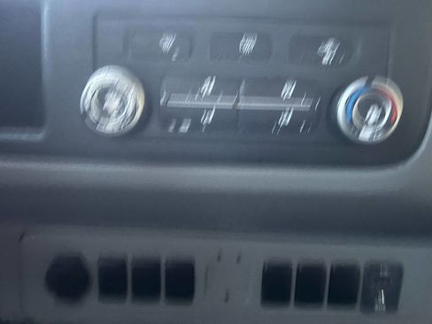 Used 2019 Nissan NV 3500 S image 30